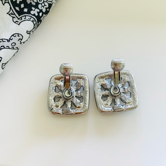 🛍️Bundle sale! Vintage faux marcasite clip earrings - Picture 4 of 7